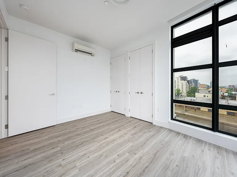 584 4th Ave #626 — Photo 7