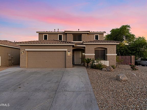 3rd image of 353 E CHELSEA Drive