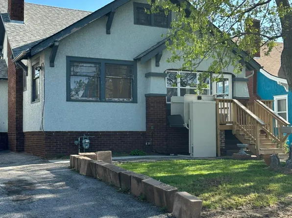 2421 Bauman Ave, Omaha, NE 68112