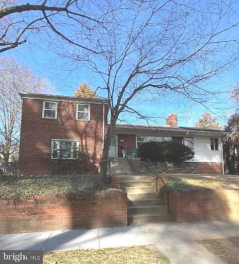 3637 Appleton St NW photo 1
