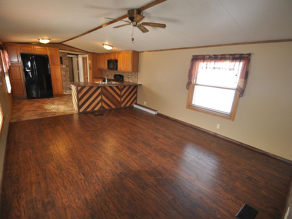 1st image of 6 Meadowlark Ct
