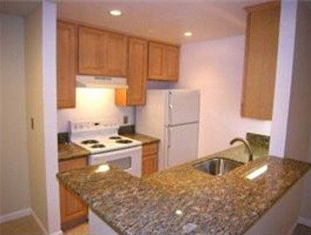 3rd image of 375 Mandarin Dr APT 212