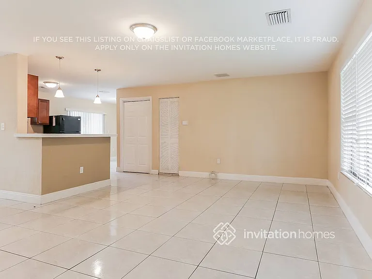 6516 SW 33rd St — Photo 4