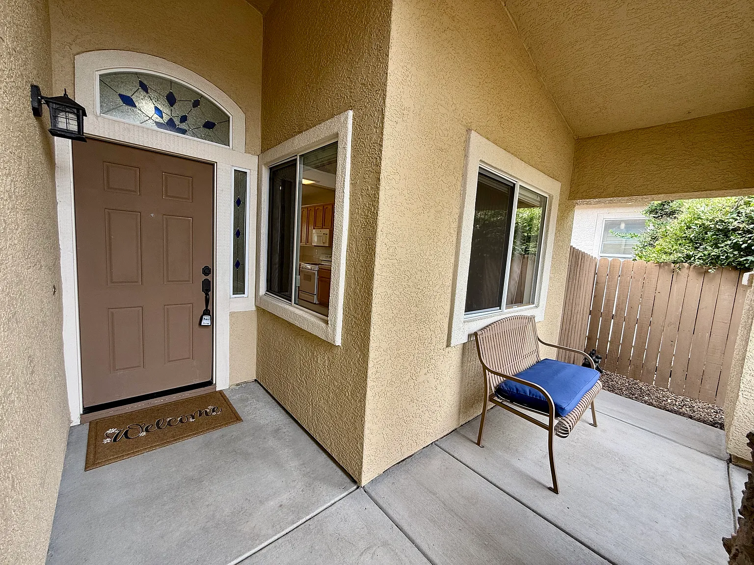 3 bed, 1327 sqft, $2,750 — Photo 3
