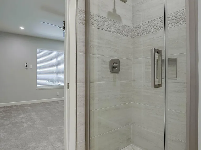 126 W Canada #C — Photo 24