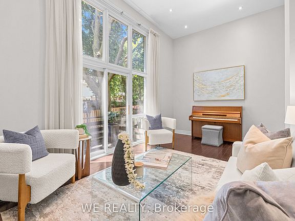 3rd image of 11 Stonedale Placeway