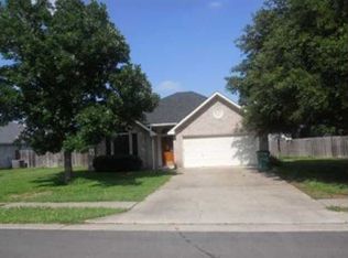 901 Laurel Cv, Buda, TX 78610