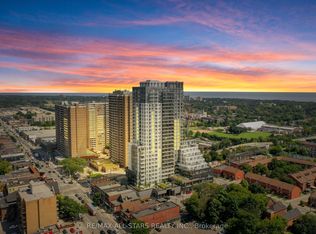 286 Main St #2310, Toronto, ON M4C 0B3