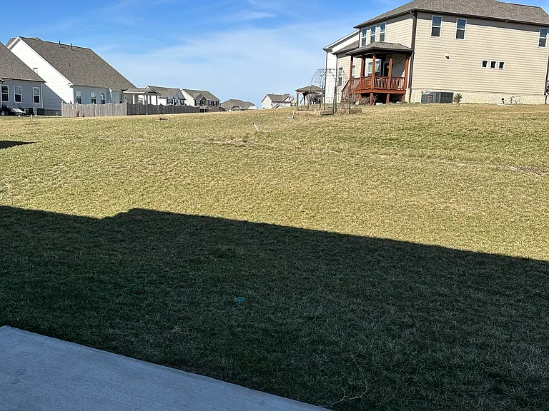 221 Pryor Dr — Photo 22