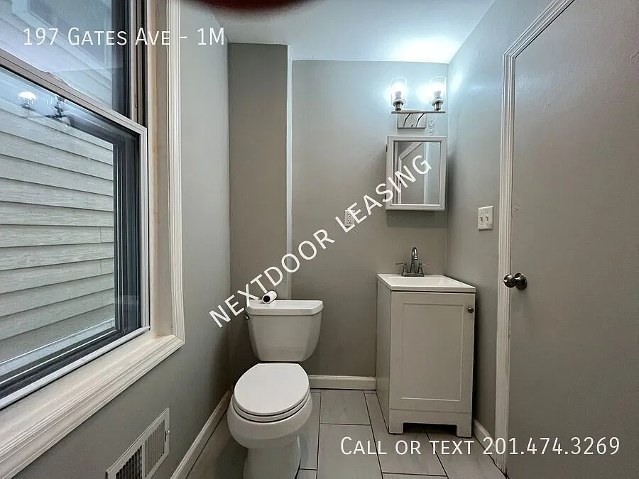 197 Gates Ave — Photo 3