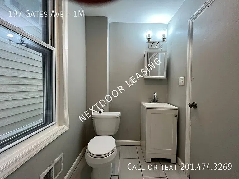 197 Gates Ave #1M — Photo 3