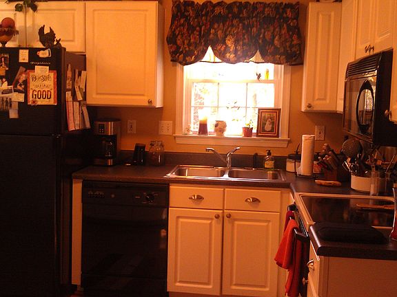 4th image of 5168 Chelsea Brook Ln