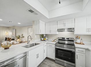 1601 W SUNNYSIDE Drive #166, Phoenix, AZ 85029