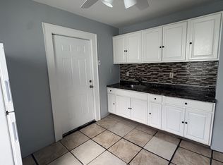 39 Jane St APT 2, Bridgeport, CT 06608