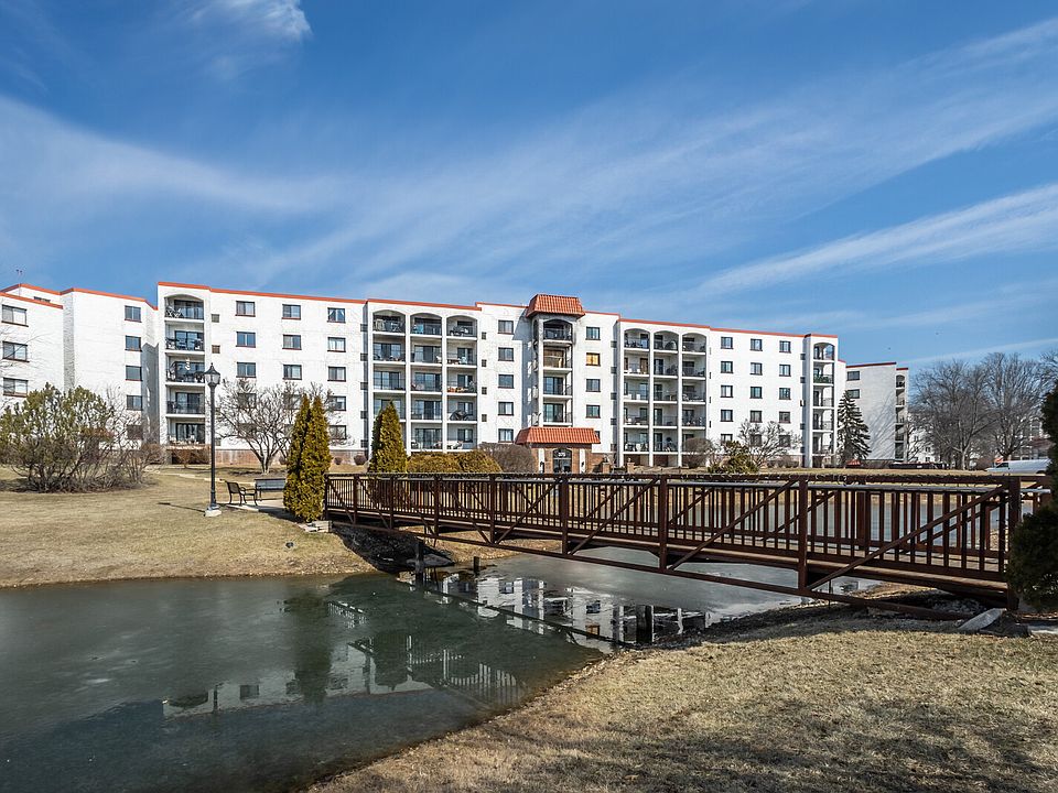1st image of 375 Plum Creek Dr APT 203