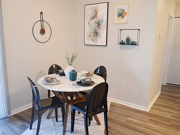 4th image of 4901 Whitton Pl #6265E