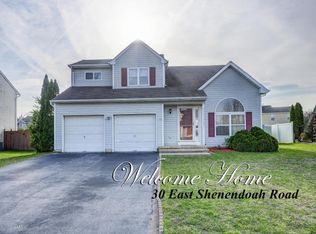 30 E Shenendoah Rd, Howell, NJ 07731