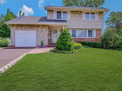 177 Fifty Acre Road S, Smithtown, NY, 11787