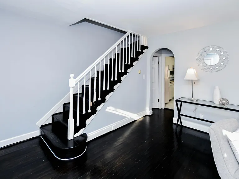 38 N Rosedale St — Photo 3