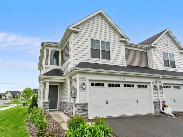 1500 Dogwood Ln, Carver, MN 55315