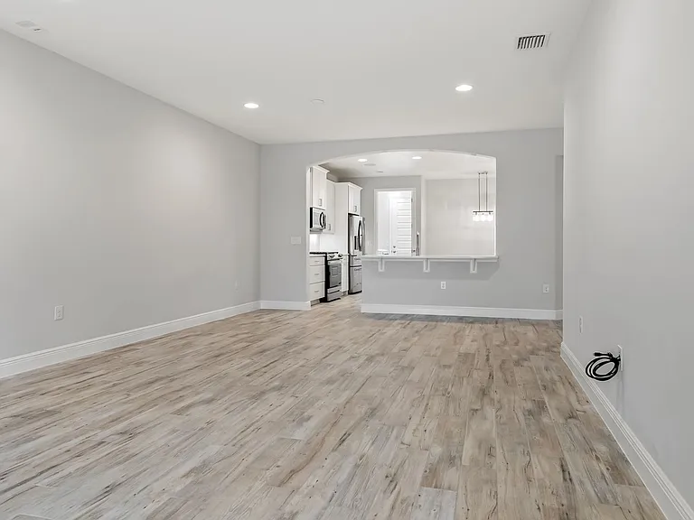 8134 Loren Cove Dr — Photo 10