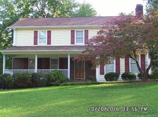 1041 Robin Ln, Gastonia, NC 28054