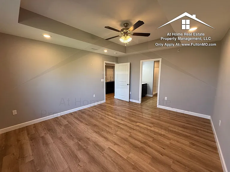 2620 N Bluff St #101 — Photo 12