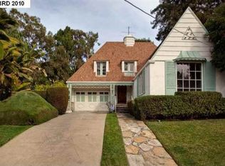 968 Park Ln, Oakland, CA