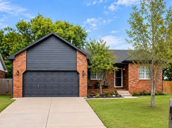 1100 Forrest Glenn Dr, Arkansas City, KS 67005