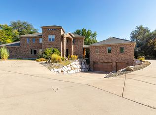 2114 E Fardown Ave, Holladay, UT 84121