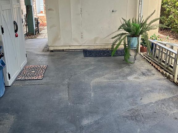 5th image of 3210 Santa Maria Way Space 137