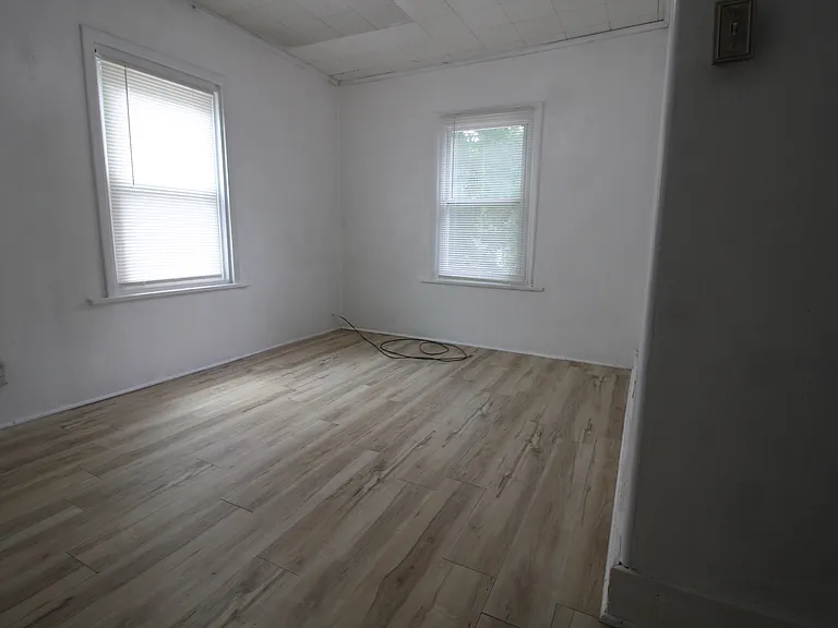 217 Campus Ave #2 — Photo 7