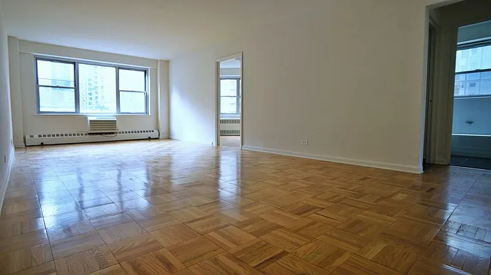 Rented by Bold New York | media 61