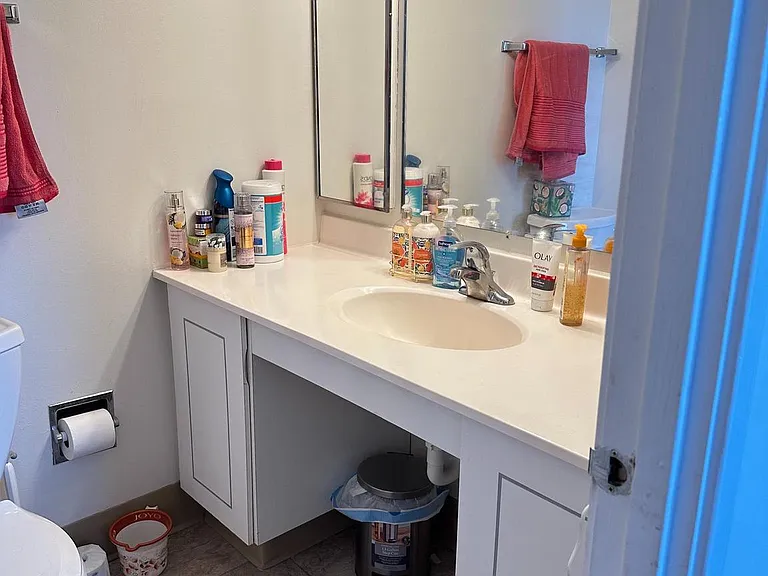 8340 Greensboro Dr #919 — Photo 18