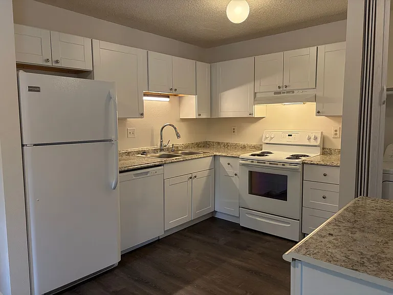710 City Park Ave #A122 — Photo 9