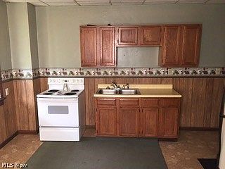 2nd image of 209 S 8th St