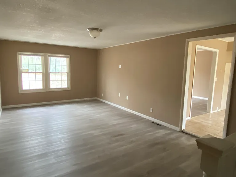 10401 Richmond Ave — Photo 17