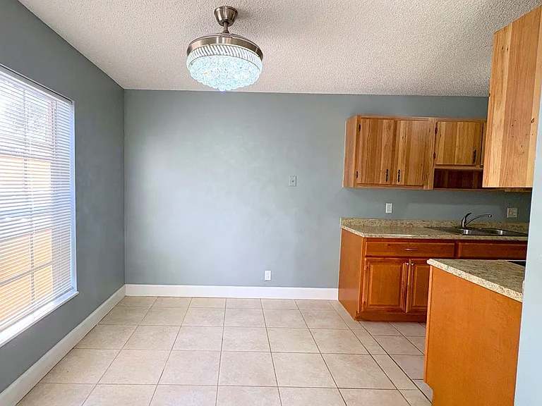 5855 S 37th St #5857 — Photo 3