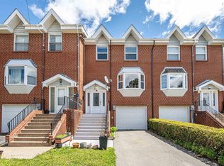 87 Lincoln Cross, Halifax, NS B3M 3S6