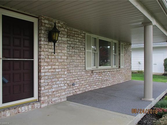 2nd image of 136 Creston Dr