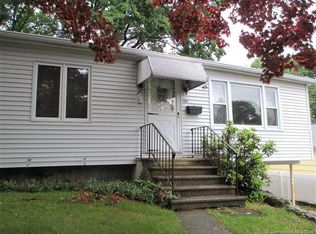 50 Lancaster St, Watertown, CT 06779