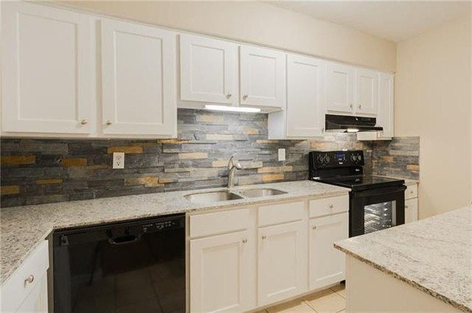 1st image of 4112 Bowser Ave #107A