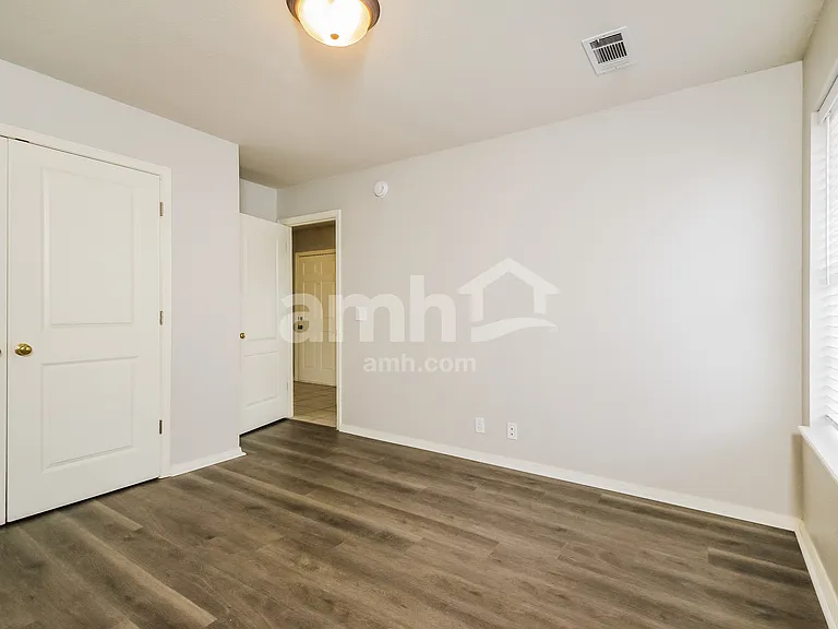 19713 E 38th Pl S — Photo 12