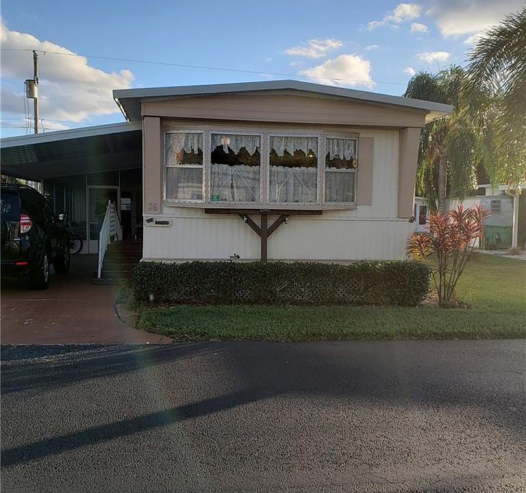 1st image of 26 Pine Aire Cir