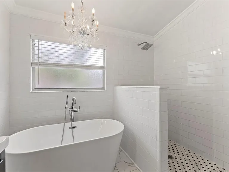 9307 Poplar Creek Ct — Photo 33