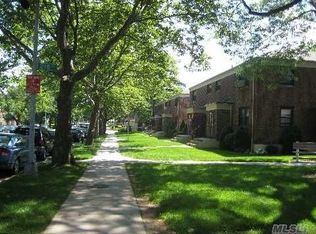 21702 73rd Ave, Flushing, NY 11364