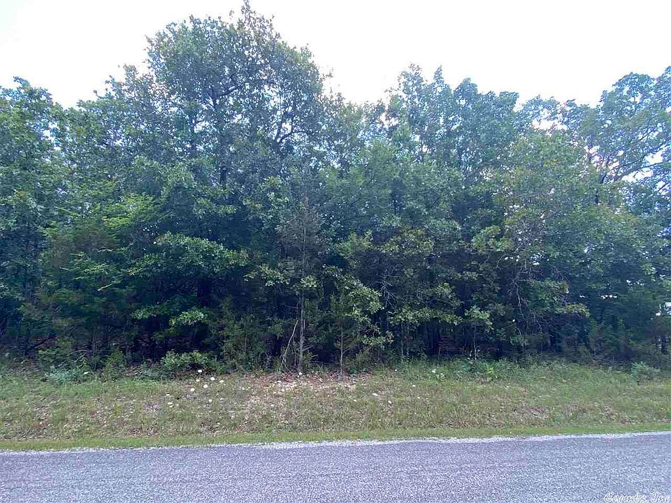 1st image of 709 Catbird Dr
