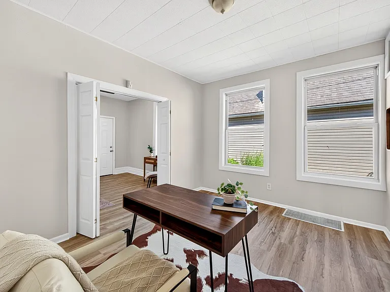 4028 Schiller Pl — Photo 10