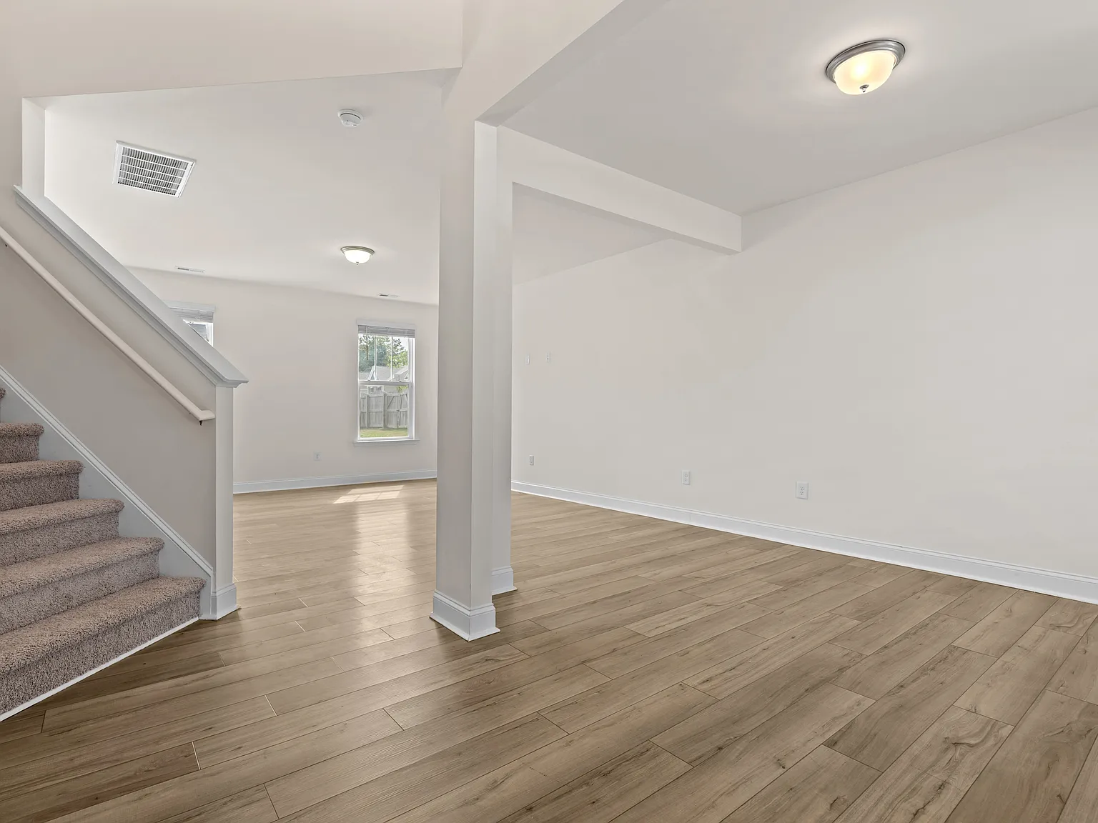 4 bed, 2130 sqft, $2,250 — Photo 4