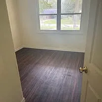 206 E Spring St — Photo 5